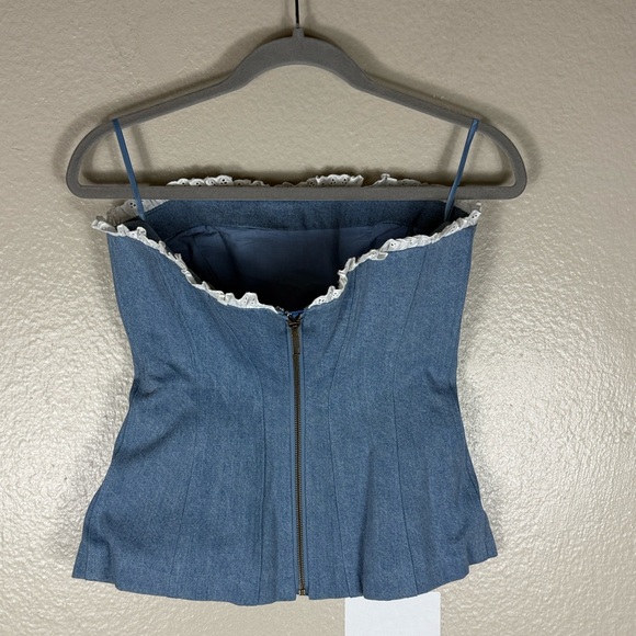 Lovers and Friends Charlette Top in Light Indigo - Picture 6 of 6